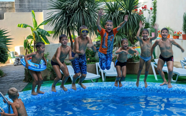 Matis Allama Group Guest house