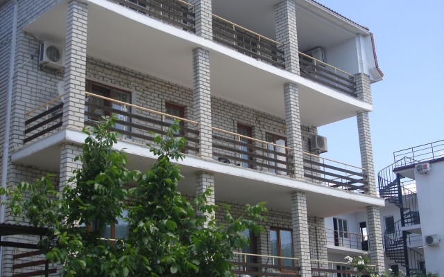 Vera Guest House