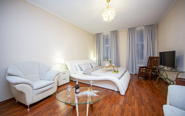 Апартаменты 4BR Apartment Next to St Isaak Cathedral