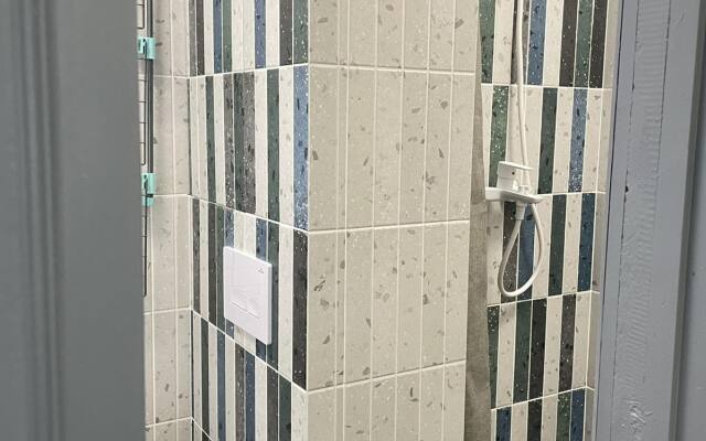 Апартаменты Sokol на набережной в пешей доступности к самому центру