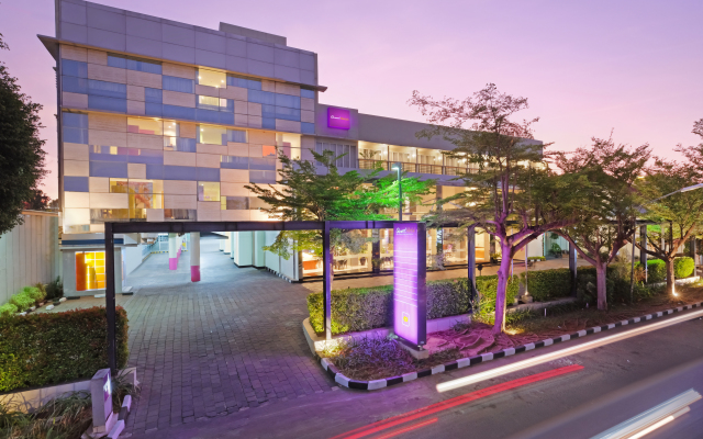 Quest Hotel Simpang Lima - Semarang