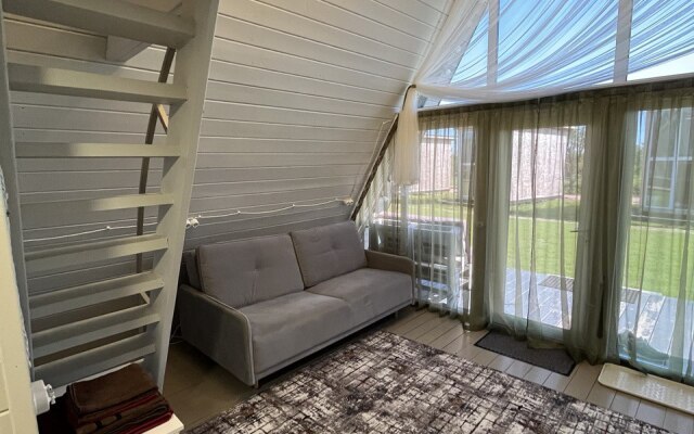 Vse Svoi Guest House