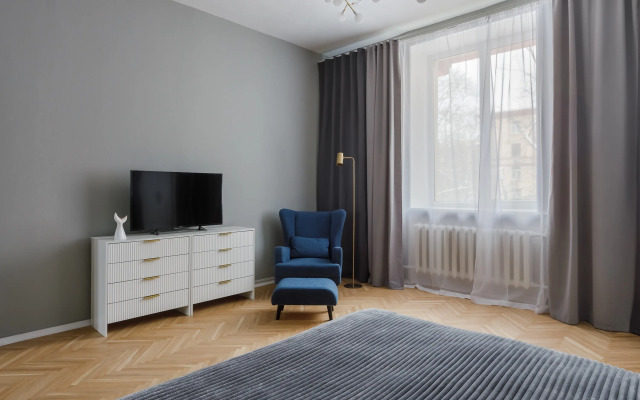 Квартира Сталинская трехкомнатная Синий Кит