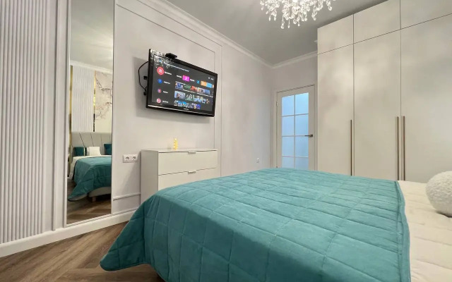 Квартира Однокомнатная на Улице Бориса Слюсаря 23с2