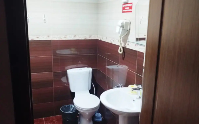 Hotel-Hall Hotel