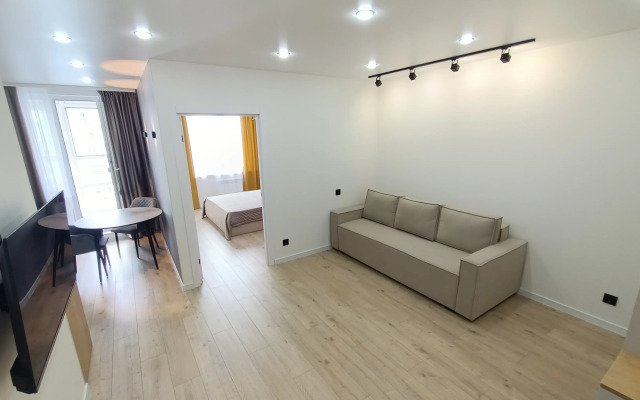 Na Bulvare Kuzymina 15 Flat