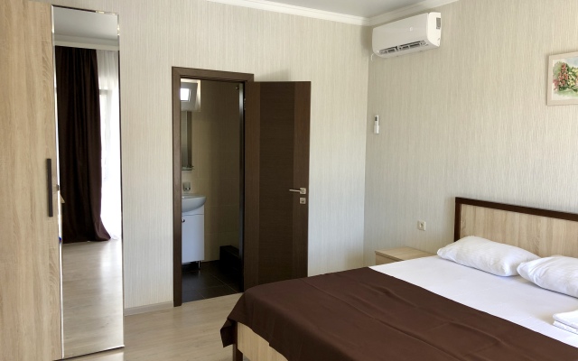 Mandarin Hotel