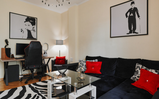 2-komn. v samom centre Minska na pr. Nezavisimosti 37 Apartment