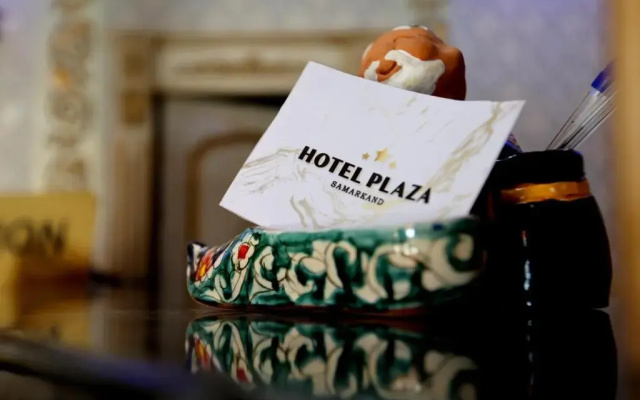 Plaza 777