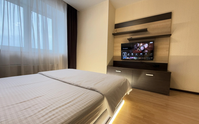Tut Khorosho Na Surikova 53a 6 Flat