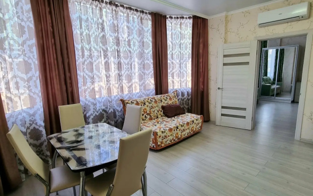 Апартаменты 1 на Пионерском Проспекте 114В