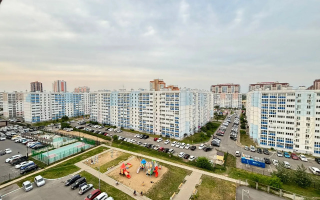 Amur Naberezhnaya Flat