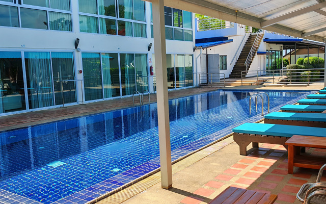 Курортный Отель Lipa Bay Residence