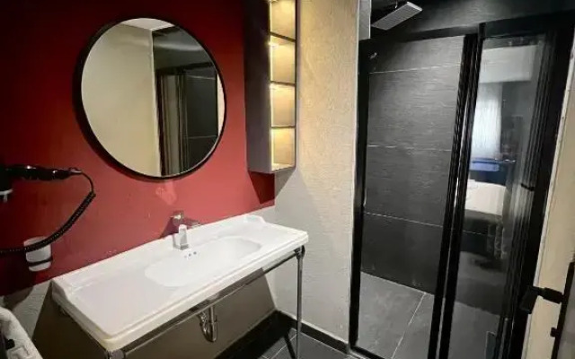 Voir Hotel Pera
