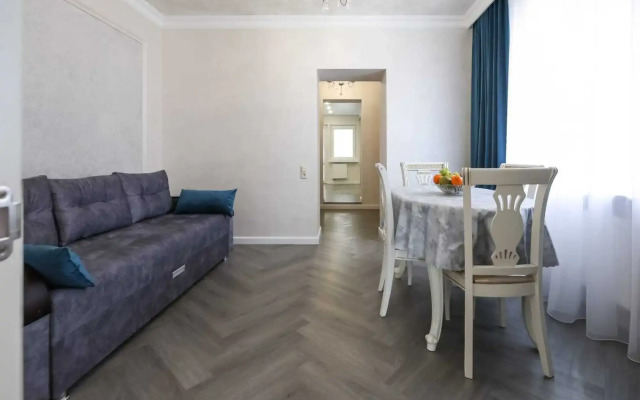 Na Ulitse Krasnoy 7 Flat