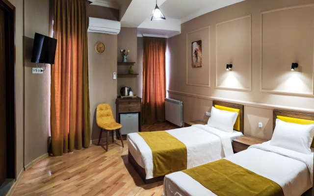 Legend Hotel