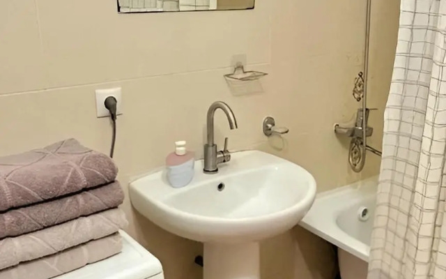 Центр, Большая Двухкомнатная Квартира