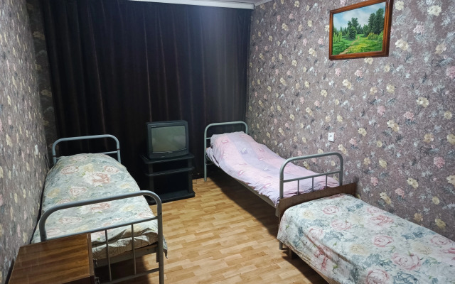 Квартира Большая трёхкомнатная для командировочных