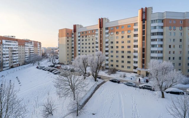Apartamenty Ladgorna cetyrehkomnatnye  vozle TC Galerea