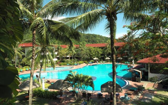 Holiday Villa Beach Resort & Spa Langkawi
