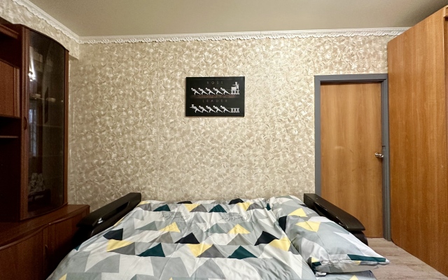 2-K. Vozle Metro Narodnoye Opolchenie Apartments