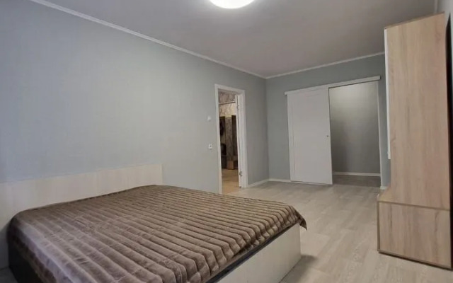 Flat Na Radischeva