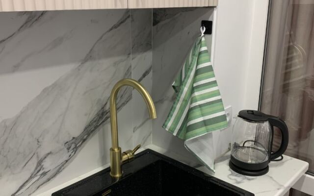 Launzh Flat