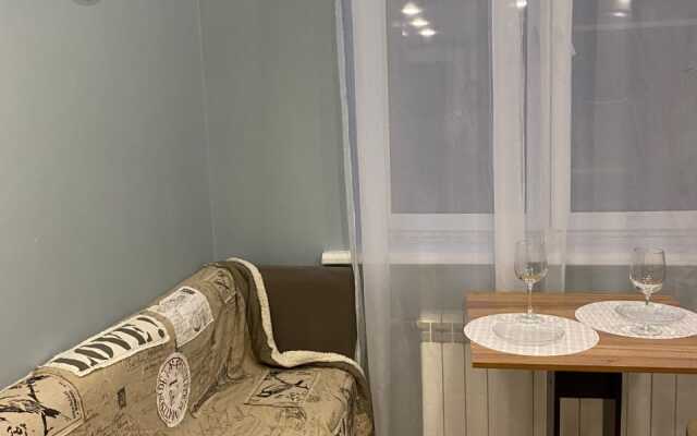 Na Khersonskoy 41a Flat