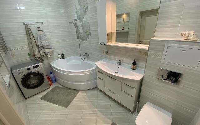 197 Primorskaya 1 Apartments