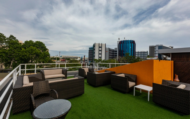 Отель Airport View