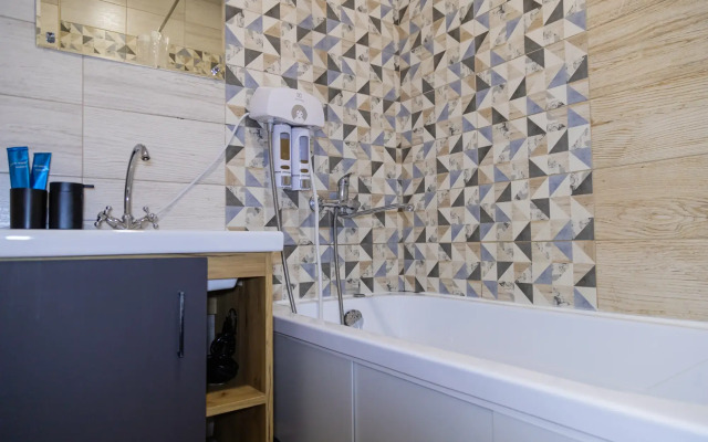 Sovremennaya Studiya , Sibirskaya 26 Flat