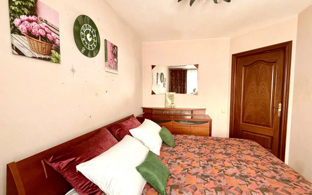 Квартира Уютная в двух шагах от набережной и парка