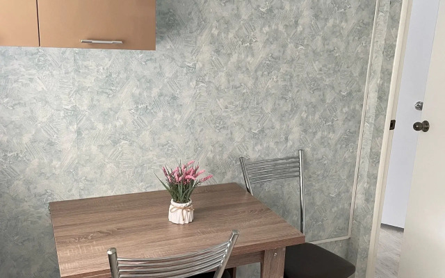 Posutochno Chernomorskaya Flat