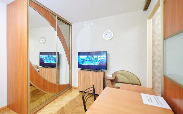 Dvukhkomnatnaya Tsentr Zhd Vokzal Flat