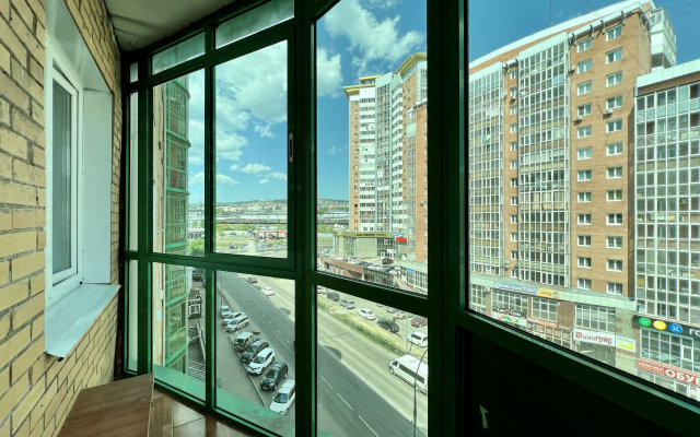 YEvro 2-kom Smolina 81-168 Ulan-Ude ZhD vokzal KakDoma Flat