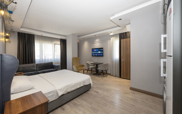 Отель Comfort Suites