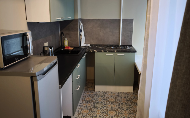 Меблированные комнаты на Караванной 2