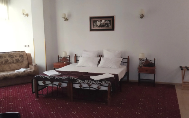 Vostok Guest house