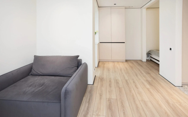 Roza Vetrov Flat