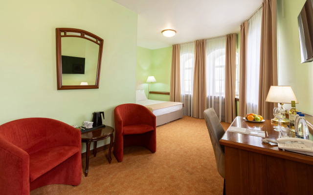 Sretenskaya Hotel