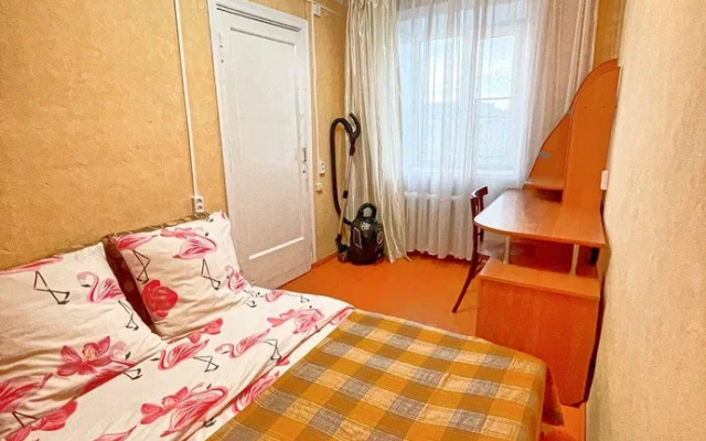 Na Geologicheskoy ulitse 20 Flat