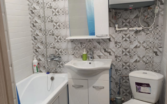 Na Industrialnoy 1A/190 Apartments
