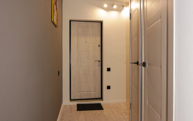 V Shelekhove 12 Flat