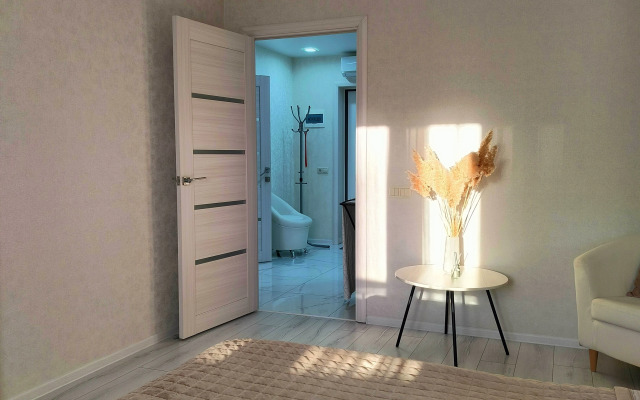 Na Sevastopolskoy Ulitse 9A Flat