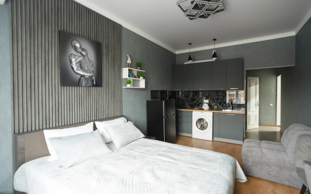 Flat na Lunacharskogo 11