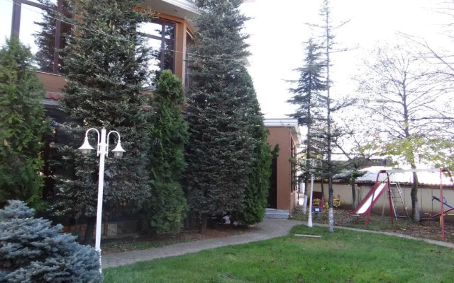 Konti Hotel