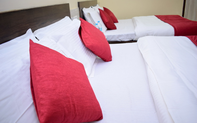 Shivansh Inn by Sky Stays Hotel