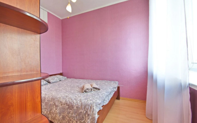 Апартаменты Апартон на Независимости 52