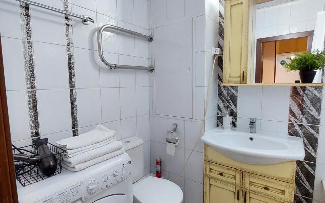 Ryadom s Nakhimovskim Prospektom Flat