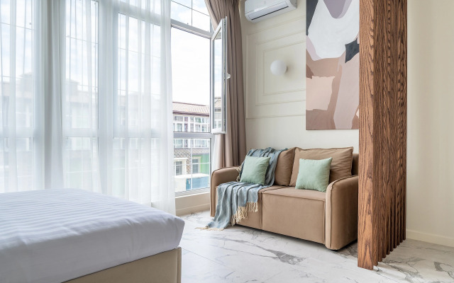 Red Apartments Art Layt Siti Mikelandzhelo Apartments